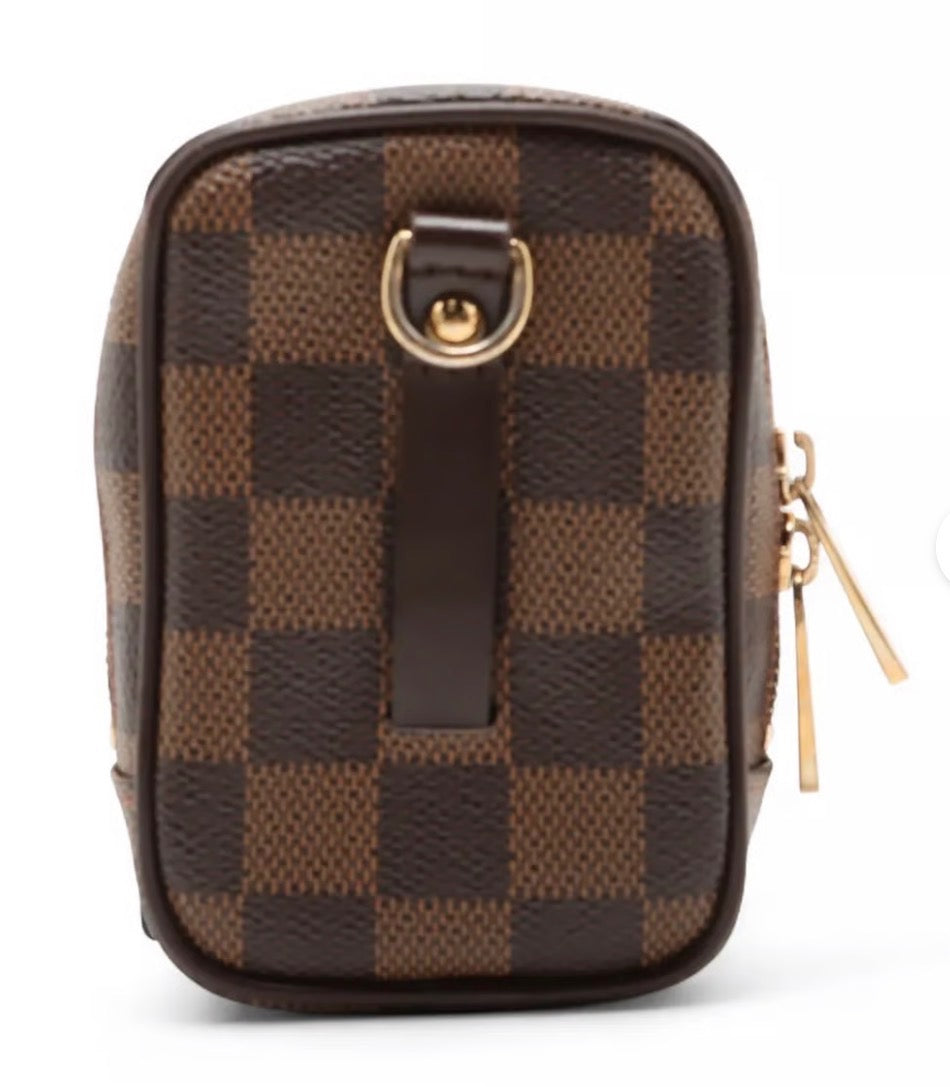 Louis Vuitton Damier Etui Okapi PM
