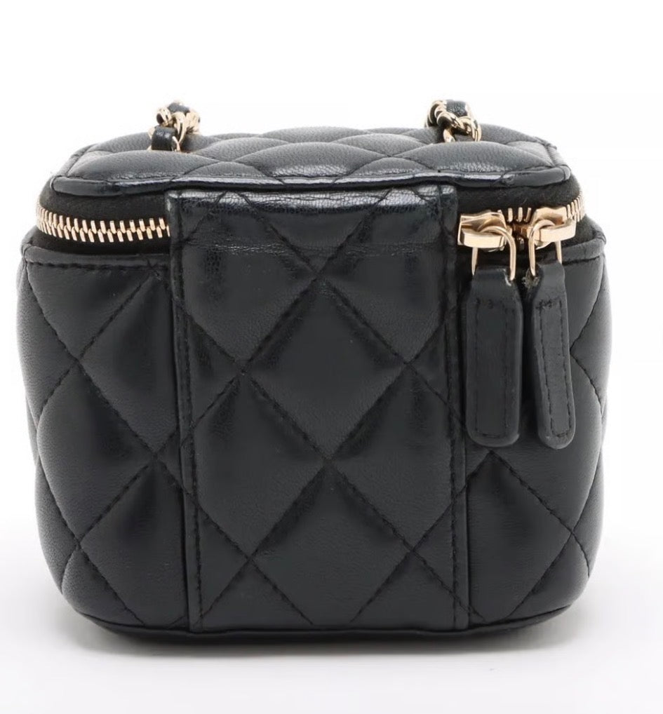 Chanel Matelasse Lambskin Chain Shoulder Bag Vanity